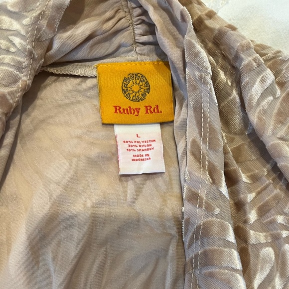 Ruby Rd Gold Kimono - Picture 5 of 5